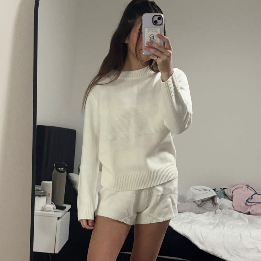 Beginning Boutique Sweater Short Set